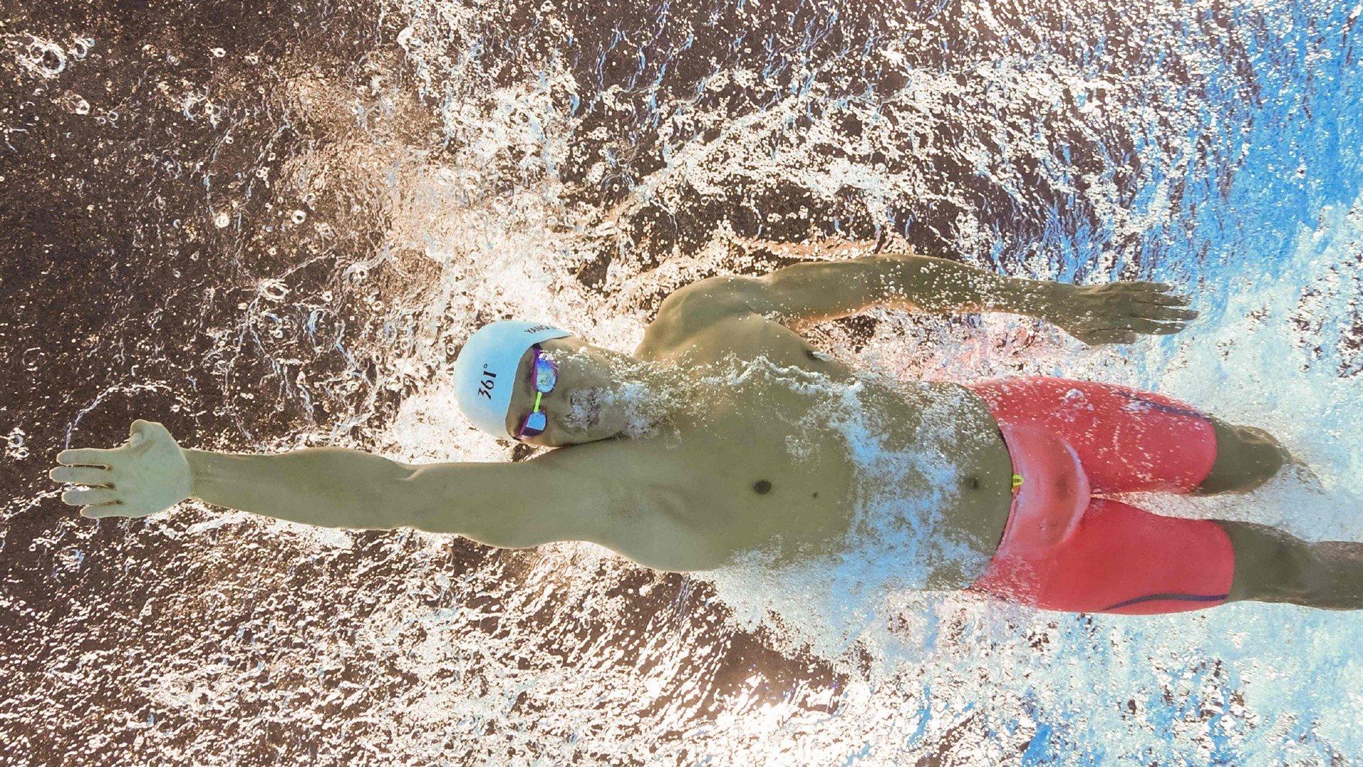 费兰独中六元荣膺国王杯最佳射手,复制梅西13-14赛季壮举成巴萨新传奇